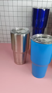 แก้วเก็บความเย็น แก้วสแตนเลส แก้ว 30 ออนซ์ น่าใช้💙💚THING TH ไม่เป็นไอน้ำ แถมฝา สินค้าพร้อมส่ง💙💚THING TH