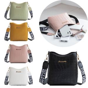 FINGERTIP ART เล็กไปหน่อย กระเป๋าเงิน ลำลอง จระเข้ กระเป๋าสะพายหญิง กระเป๋าสะพายข้างผู้หญิง กระเป๋าถือ กระเป๋าสะพายข้างสตรี