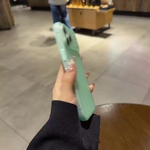 AO.HU | Ultra-Thin Matte Transparent Menthol Green Anti-Fingerprint Protective Case