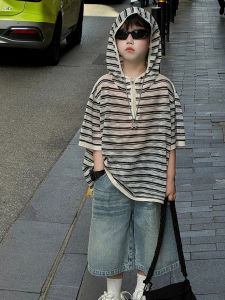 เสื้อยืดคอกลมแขนสั้นทรงหลวมสำหรับเด็กชาย ผ้าฝ้ายผสมโพลีเอสเตอร์ ระบายอากาศได้ดี แห้งเร็ว เสื้อผ้าเด็กชาย