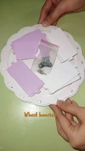 Wheel gỗ hamster size từ 13cm - 21cm (không bao gồm chân đế)