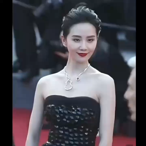 Women Hair Styling Tools Volume Hair Base / 蓬蓬贴发垫盘发器公主头增高器