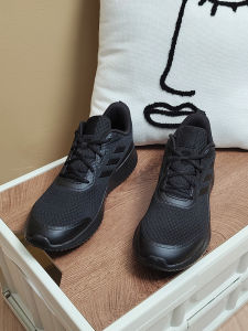 adidas | Giày Chạy Bộ Thoáng Khí cho Nam và Nữ