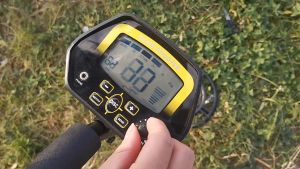 READY TIANXUN MD-4060 Detektor Alat Pendeteksi emas dalam tanah Logam Gratis Baterai 9V