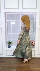 Batik Couple: Pakaian Batik Terbaru & Terlaris