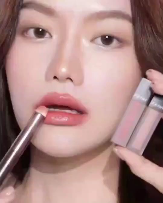 ลิปกระแต ลิปกลบปากคล้ำ MINI LIP No.00 สีนู้นตุ่น ทาคู่กับสีไหนก็สวย