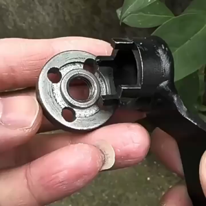 Cờ lê tháo đá mài máy cắt cầm tay chống gỉ sét