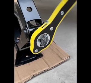 คลิป ด้ามหมุน แม่แรงยกรถยนต์ ด้ามหมูนยกแม่แรง ด้ามกรอกแกรกยกแม่แรง ที่โยกหมูนแม่แรงรถยนต์ ประแจแจ็คยก