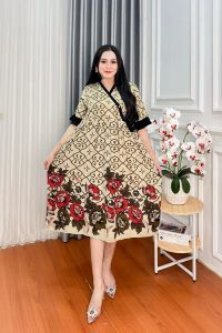 READY STOK !!! DASTER KIMONO DRESS WANITA TERBARU JUMBO LD 120 CM PANJANG 110 CM BISA BELI ECER DAN PAKET 3 100 RIBUAN BAHAN RAYON COCOK JUGA BUAT BUMIL DAN BUSUI DRESS SANTAI DI RUMAH