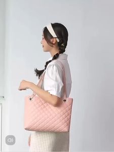 【พร้อมส่ง】 Tote Bag กระเป๋า สะพายไหล่คล้องแขน หนัง PU ความจุขนาดใหญ่ มี2ใบ ขนาดพกพา หนังนิ่ม