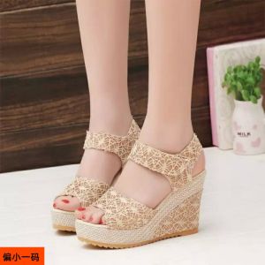 Comfortable Slip-On High Heel Sandals Womens Fish Mouth Thick Bottom Anti-Slip Mom Shoes Fashionable Roman Style Casual Sandals