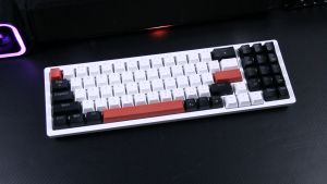 ZIFRIEND R78: Keyboard Mekanik 78 Tombol Kabel Posisi Lampu Atas