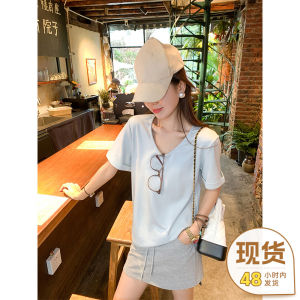 เสื้อยืดแขนสั้นทรงหลวมสไตล์ลำลองสำหรับผู้หญิงในฤดูร้อน 2025 ของ Zeng Xiaoxian คอลเลกชันใหม่ ทรงหลวม ทรงเข้ารูป เสื้อสวมหัว