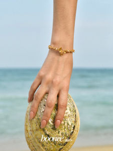 Boonee Alus Gold Open Butterfly Womens Bracelet Luxury Miniature Exquisite Bracelet Stackable Zirconia Bangle Fashion Jewelry