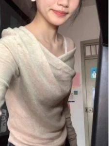 Áo Len Dệt Kim Dài Tay Mềm Mại Ôm Vừa Vặn Màu Trơn Phong Cách Công Sở Mùa Thu 2025 Áo Lót Bên Trong Cổ Chữ V Áo Chui Đầu