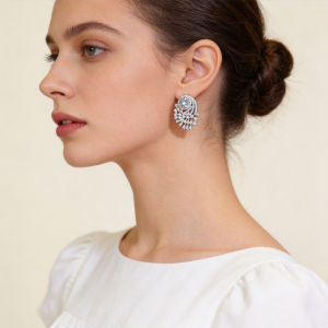 SEQUITO Nobal Ear Jewelry White Gold Plated Pave Setting Shiny AAAAA Cubic Zirconia Symmetric Wings Banquet Women Stud Earrings SE1076