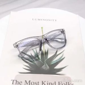 Kacamata Anti Blue Light Radiasi Kompute: Perlindungan Mata Modern