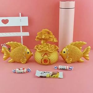 ของตกแต่งบ้าน ปลาทองตกแต่งคู่ งานฝีมือเรซิน ตกแต่งตู้ไวน์ ของขวัญสร้างสรรค์