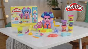 Play-Doh Hair Stylin Salon With 6 Multicolor Modeling Compound