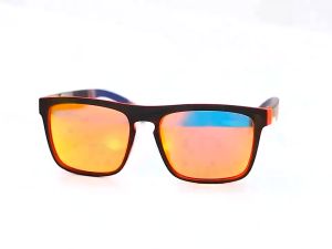แว่นตากันแดด ปองกันรังสียูวี เหมาะกับการขับขี่ ตั้งแคมป์ เดินป่า ตกปลา เล่นกีฬากลางแจ้ง SP473