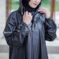 Jas Hujan Mantel Wanita Model Gamis Perempuan Warna Hitam Kualitas Terbaik Bahan Tebal Dan Premium Syari. 