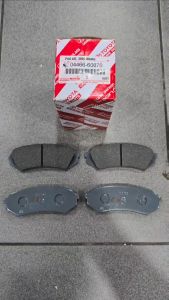 TOYOTA REAR DISC BRAKE PAD 04466-60070  Lexus LX470 Toyota Land Cruiser Prado HDJ100 HDJ101 UZJ100 HZJ100