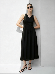 AMII | V-neck Lace Spliced Linen Dress