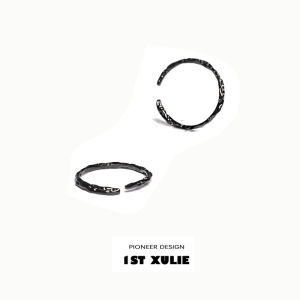 1ST XULIE | Nhẫn Bạc Ý Thiết Kế Nhỏ Gọn Màu Đen