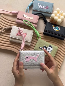 Tas lanyard kucing super imut! Dompet pendek wanita simpel dengan desain kartun imut dompet koin tiga kali lipat berkapasitas besar