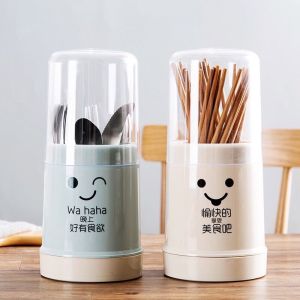 Ống Đựng Đũa Mặt Gấu Có Nắp Đậy Trong Suốt Tiện Dụng