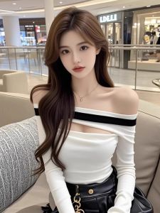 เสื้อยืดคอกลมแขนยาวทรงสลิมฟิตสำหรับผู้หญิง ฤดูใบไม้ร่วง 2024 เสื้อเชิ้ตคอกลมแขนยาวสีขาวสุดเก๋ไก๋สไตล์เกาหลี