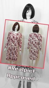 Dress Midi Korean Style Elegan: DRESS TEXT 001 - Warna Marun Hitam. Bahan Babyteri Halus Super dengan Motif Text Unik.240716