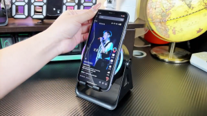 E-WOITD 4in1Bluetooth Wireless Induction Speaker Phone Holder RGB & Rotating 360° With Power Bank