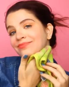MakeUp Eraser Pineapple Belt Bag Makeup Remover - Erase all makeup with JUST WATER (even waterproof)