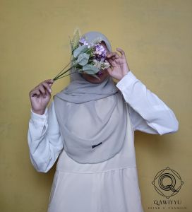 Jilbab Hijab Kerudung Oval Premium Polos Murah Tebal Anti Letoy - Qawiyyu Oval Hijab