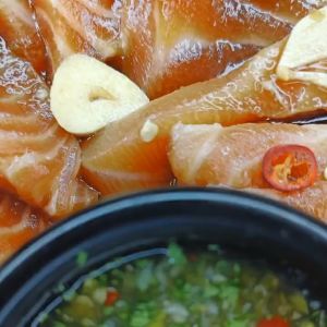 ซอสสำหรับดอง แซลม่อน กุ้ง ปู ไข่ ผัก รสโกชูจัง 800 g.