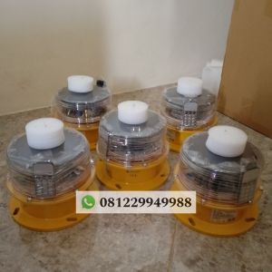 LAMPU NAVIGASI LAUT SOLAR PANEL TYPE: GS-LS/H VISUAL RANGE 5 NAUTICAL MILE