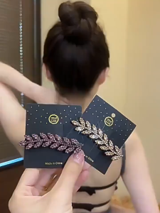 0 บาท⚡️⚡️⚡️ YIDAO🌸 2PCS กิ๊บติดผม BB ประดับพลอยเทียมขั้นสูงกิ๊ฟติดผมกิ๊บติดผมระยิบระยับหูข้าวสาลีเกาหลีสไตล์ใหม่