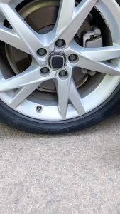 Bơm Lốp Ô Tô 12V Tích Hợp Đèn Led Chiếu Sáng Mặt Đồng Hồ Điện Tử Tự Ngắt Di Động Cho Xe Nhỏ Gọn