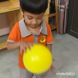 Bóng nhựa Hàn-Việt cao cấp 15cm-18cm nhựa Hàn an toàn cho Bé bóng nhựa đá bóng bóng đồ chơi nhựa HDPE không mùi an toàn cho bé