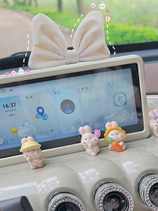 Wuling Bingfu รถตกแต่งภายใน โบว์ Knot จอแสดงผลสติกเกอร์คอนโซลกลางอุปกรณ์เสริมการปรับเปลี่ยนเครื่องประดับรถยนต์