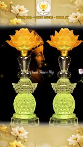 Đèn Bàn Thờ Pha Lê Hoa Sen Lưu Ly CHÂN THIỆN MỸ Đèn Led 7 Màu Trang Trí Bàn Thờ HSLL-11