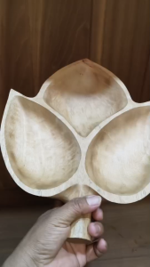 จานไม้ตกแต่ง ใช้งานจริงได้ ทำจากไม้แท้ อบแห้งและทำสีสวยงาม