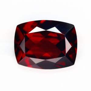 7.66 cts(การัต) พลอย โกเมนแท้. Natural Garnet | UF-0008 | 1900฿