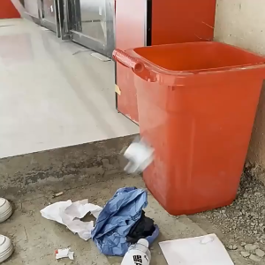 68cm Kẹp Gắp Rác Inox/Cây Gắp Rác Inox/Cây Gắp Đồ Đa Năng/Gắp Rác Vệ Sinh Tiện Dụng