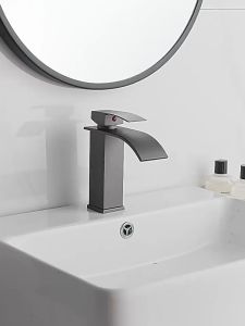 ก๊อกน้ำอ่างล้างหน้า ก๊อกน้ำอ่างล้างหน้า สแตนเลส ก๊อกน้ำร้อนและน้ำเย็น ก๊อกอ่างล้างมือ