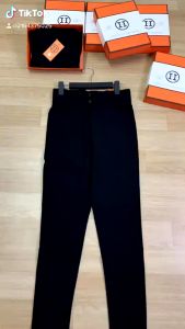 Quần Legging Nữ Cạp Cao Hai Khuy Khóa Trước Chất UMI Dày Mịn Siêu Co giãn 4 Chiều Không Phai Màu Không Xù Không Nhăn L70