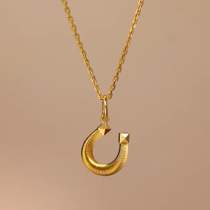 Chow Sang Sang 周生生 999 Pure Gold Essence Lucky Horseshoe-Inspired Pendant for Women & Men 96140P Price-by-Weight 2.99g Gold  [Necklace not Included]