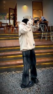 Hoodie Kece Aesthetic: Offline Jumper & Gaya Cowok Cewek