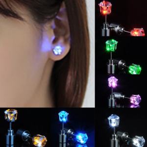 South Korea Couple Fashion Led Ear Stud Mens and Womens Earrings Nightclub Bar Luminous Flash Earrings Earrings